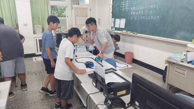 NUK Partners with Keliao Elementary School to Launch Bilingual Smart Robotics Program, Fostering Technology Literacy and Computational ThinkingImage
